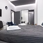Tito\'S Rooms